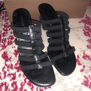 Donald J Pliner Black strappy heels